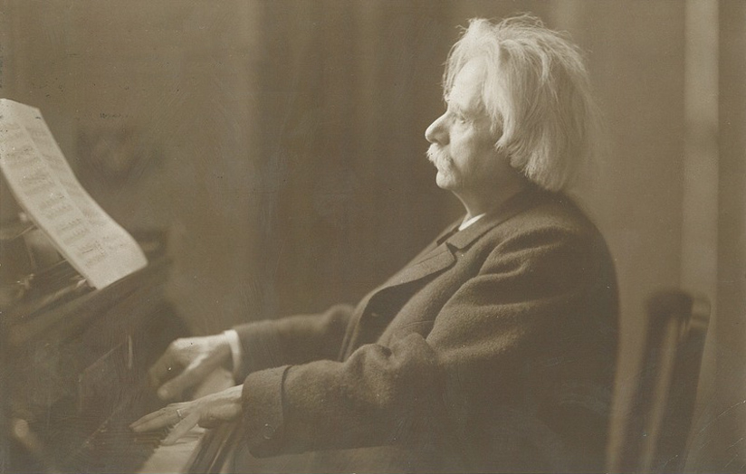 klassisk musikk klassisk_musikk sjanger piano pianokonsert komponist Edvard_Grieg Kapittel_6:_Å_skrive_om_musikk